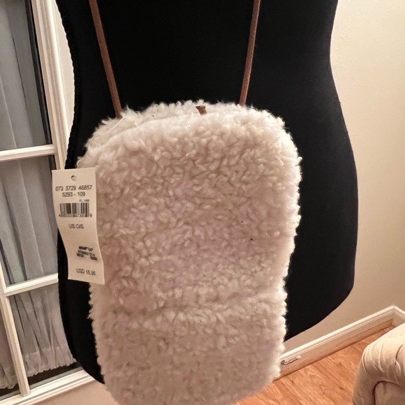 Cute Aerie small cross bag - Picture 2 of 2